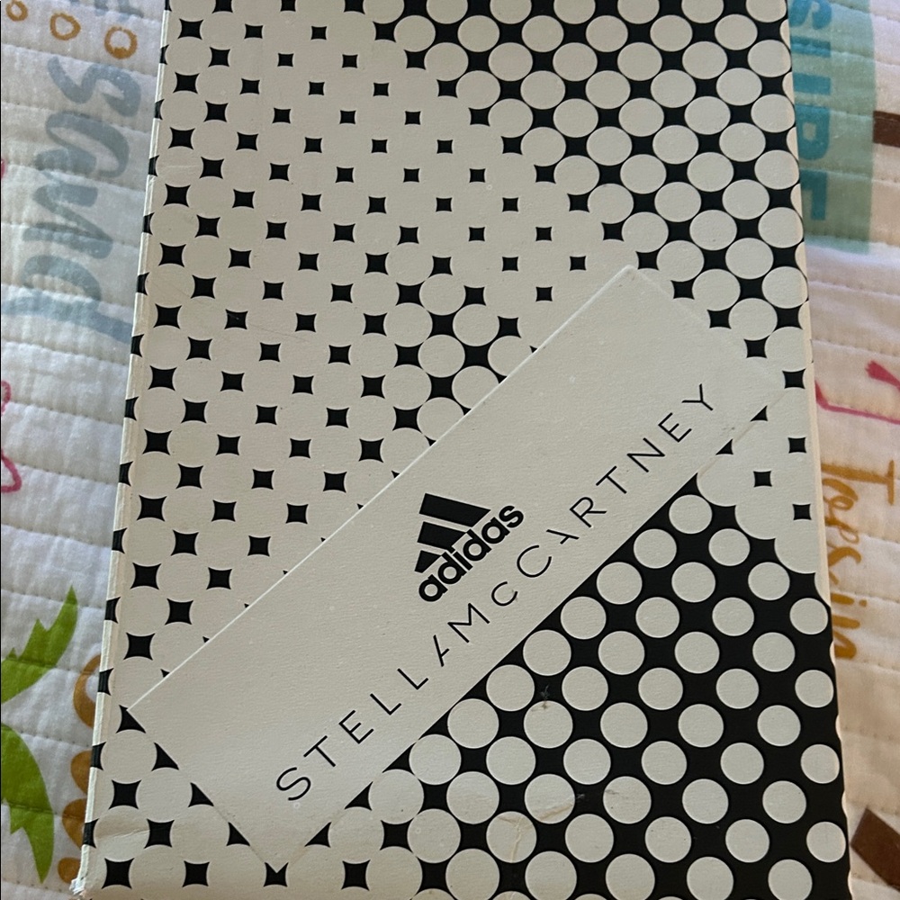 Adidas Stella McCartney sz 6 Preowned